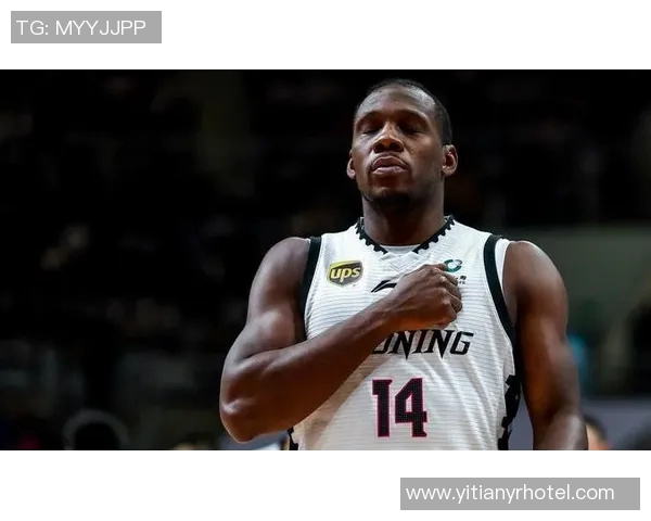 巴萨与不莱梅激战正酣谁能在这场对决中笑到最后